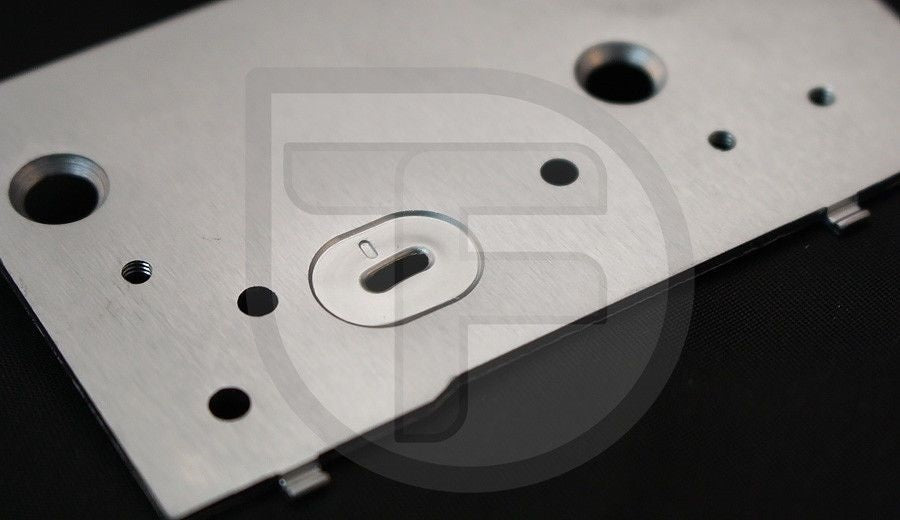 BROTHER SEWING MACHINE NEEDLE PLATE (XD1622051)