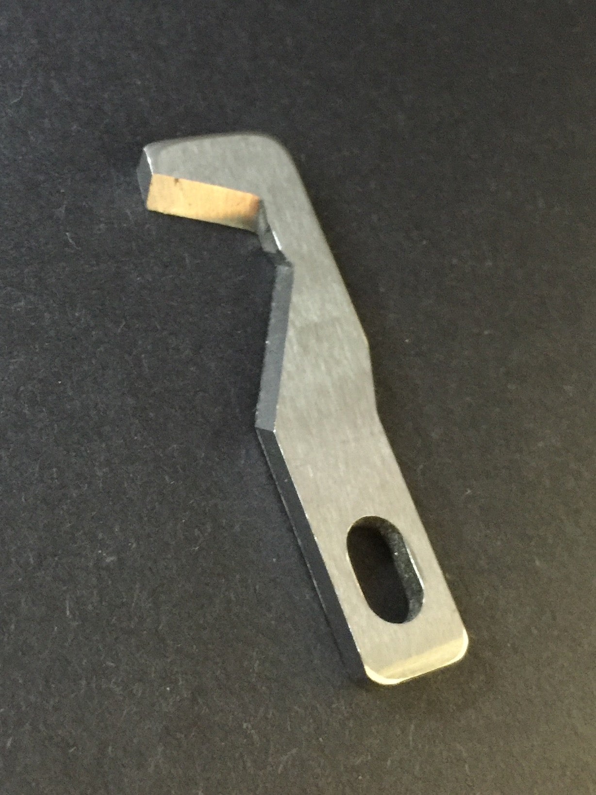 BABYLOCK OVERLOCKER UPPER KNIFE (B4401-03A-OY)